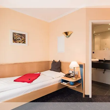 An Der Stadtmauer מלון